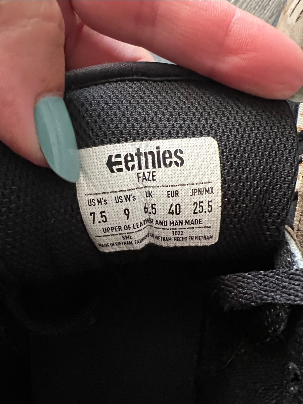 Etnies “Faze” Men’s Brown and Black Suede Skate Shoes - Picture 4 of 4